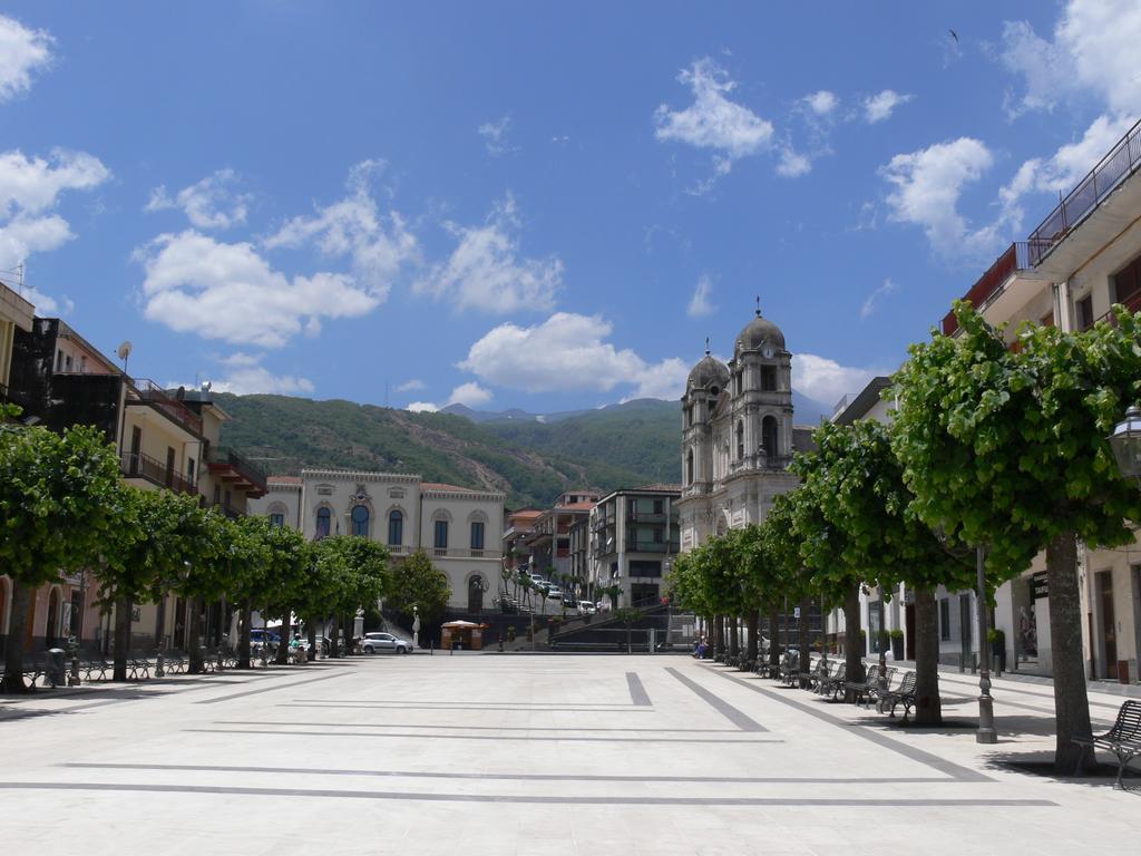 Villa Rosa Etna Apartments Zafferana Etnea Exteriér fotografie